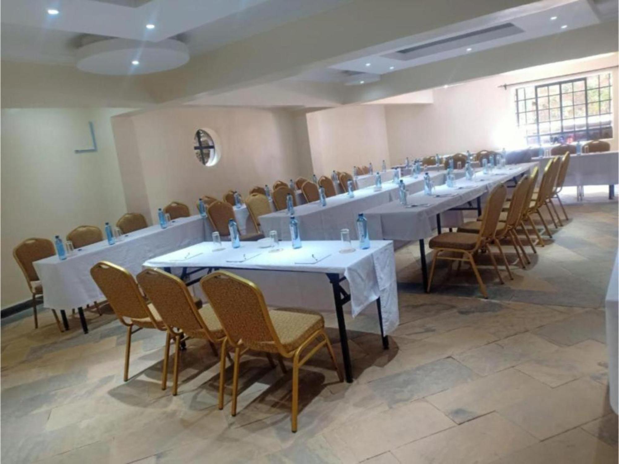 Tobriana Hotel Nairobi Ngoại thất bức ảnh